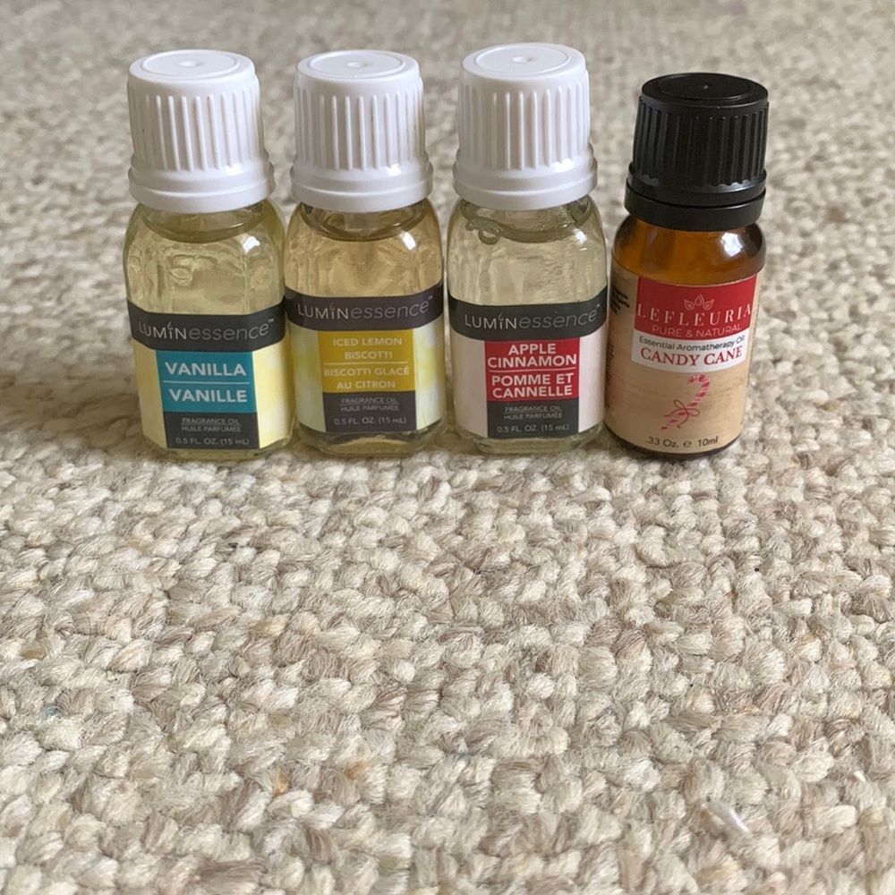 Essential Oils in 4 different scents
